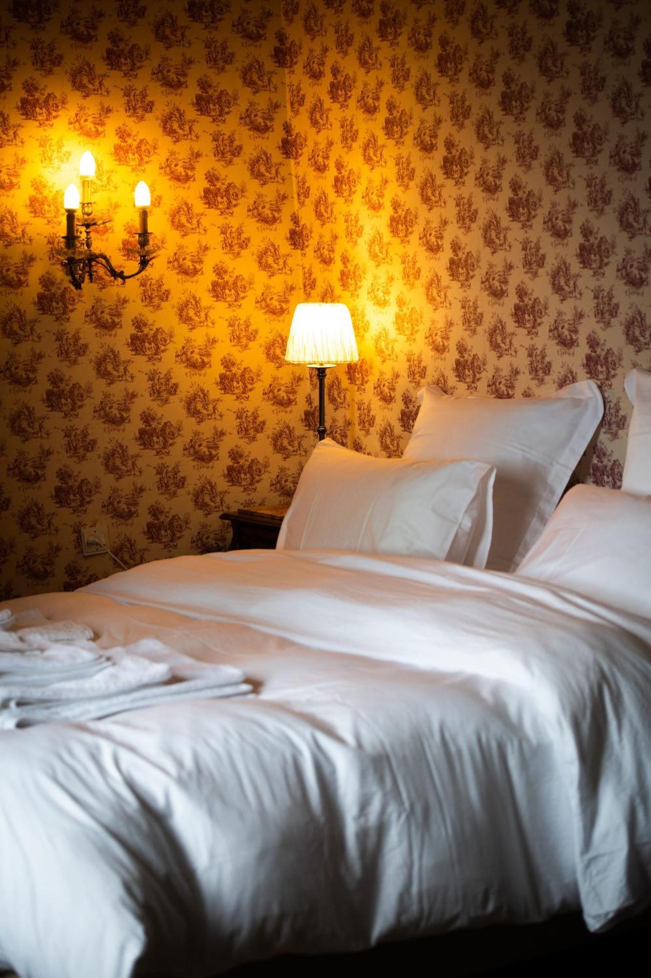Bed and Breakfast Domaine De La Briouse Sanxay Exteriér fotografie